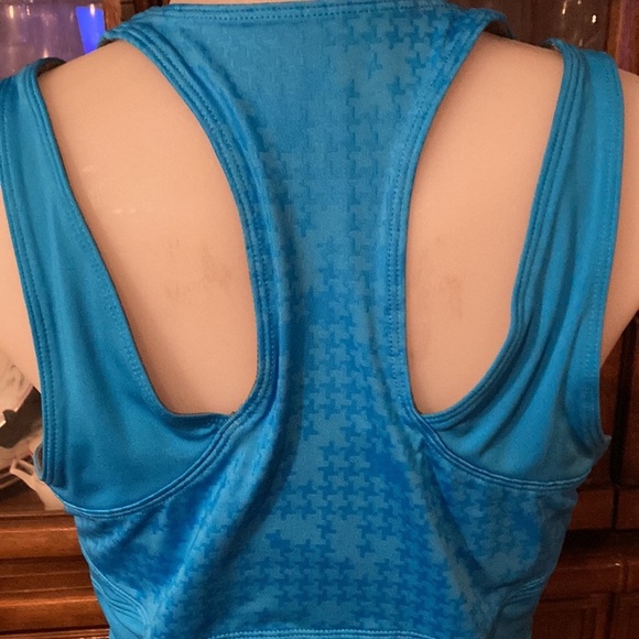 NIKE Womens Racer Back Active Wear Tank Top with Sports Bra - size Medium - Picture 5 of 17